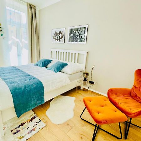 Colorful & Quiet Apartment In Beautiful Viennese Building Viena Exterior foto