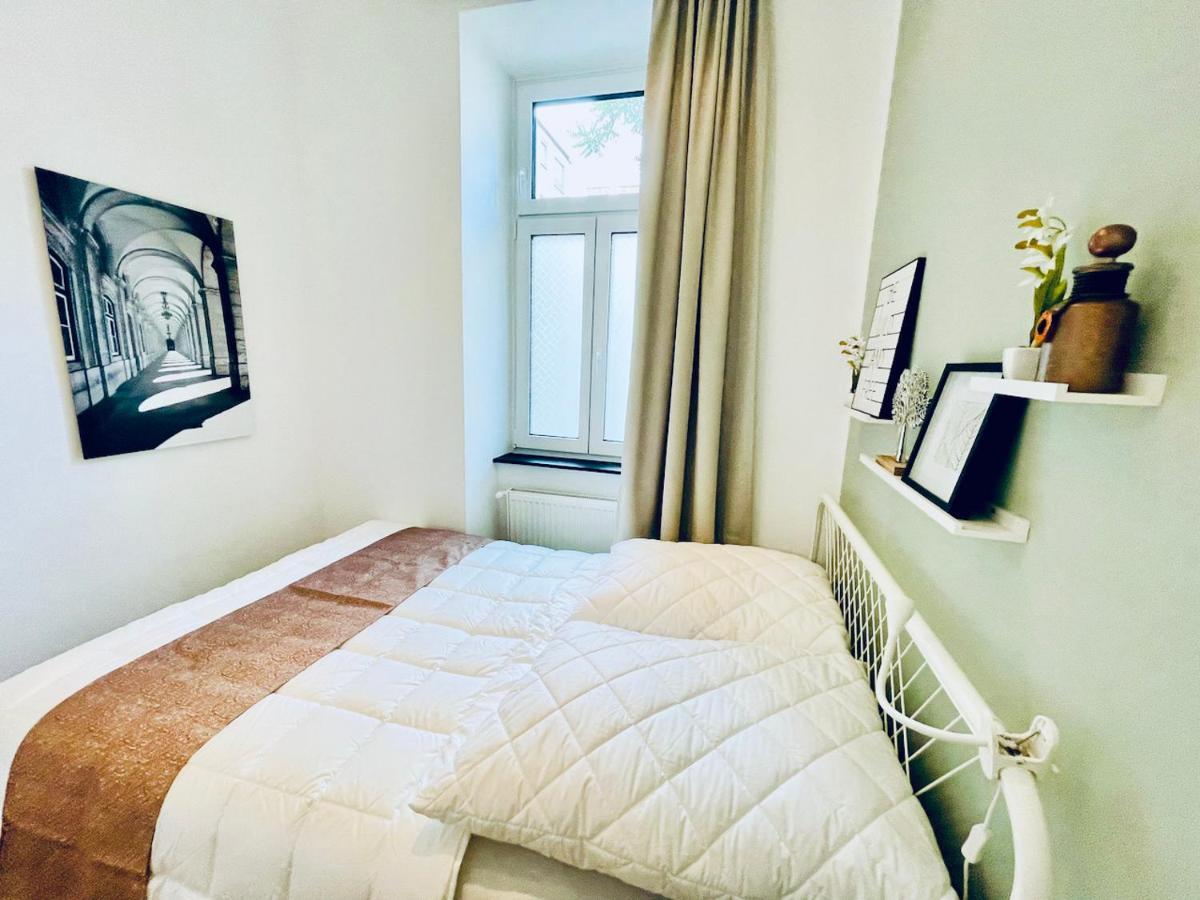 Colorful & Quiet Apartment In Beautiful Viennese Building Viena Exterior foto