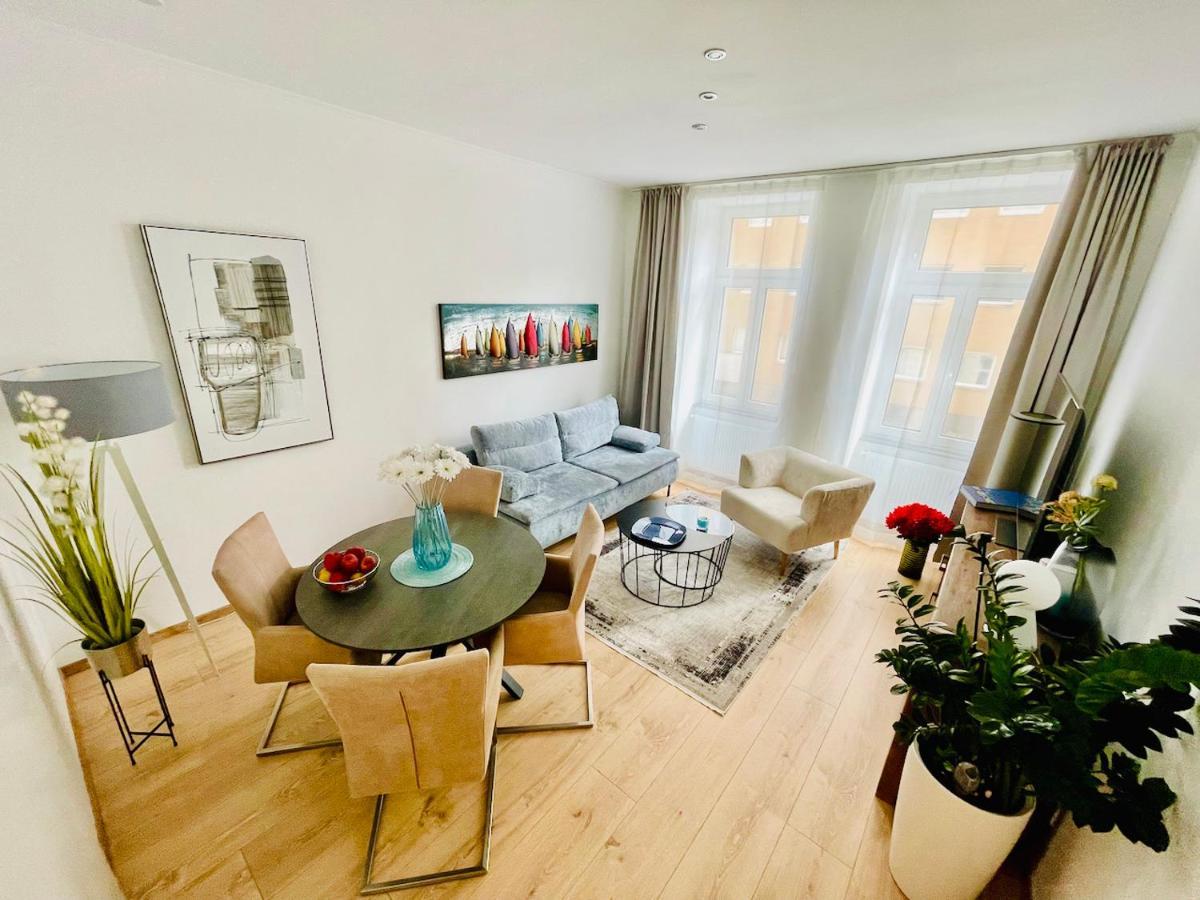 Colorful & Quiet Apartment In Beautiful Viennese Building Viena Exterior foto